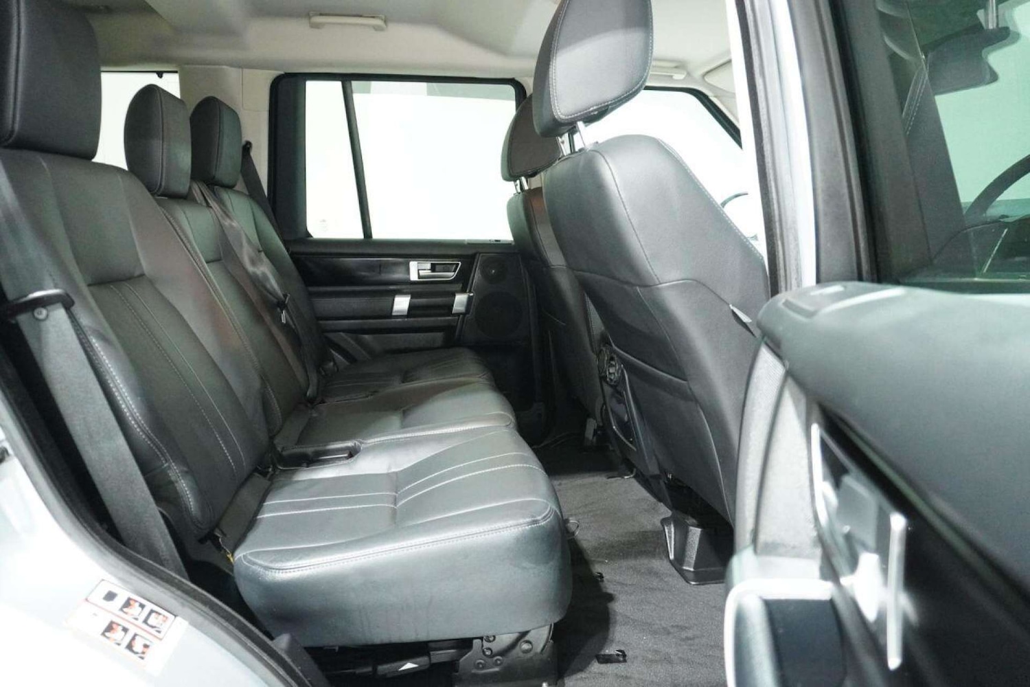 Used Land Rover Discovery 2015 for sale - 77061679: Photo 16