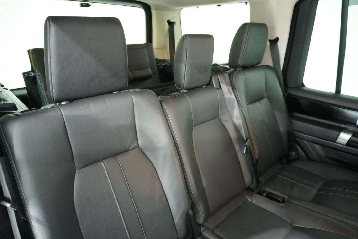Used Land Rover Discovery 2015 for sale - 77061679: Photo 17
