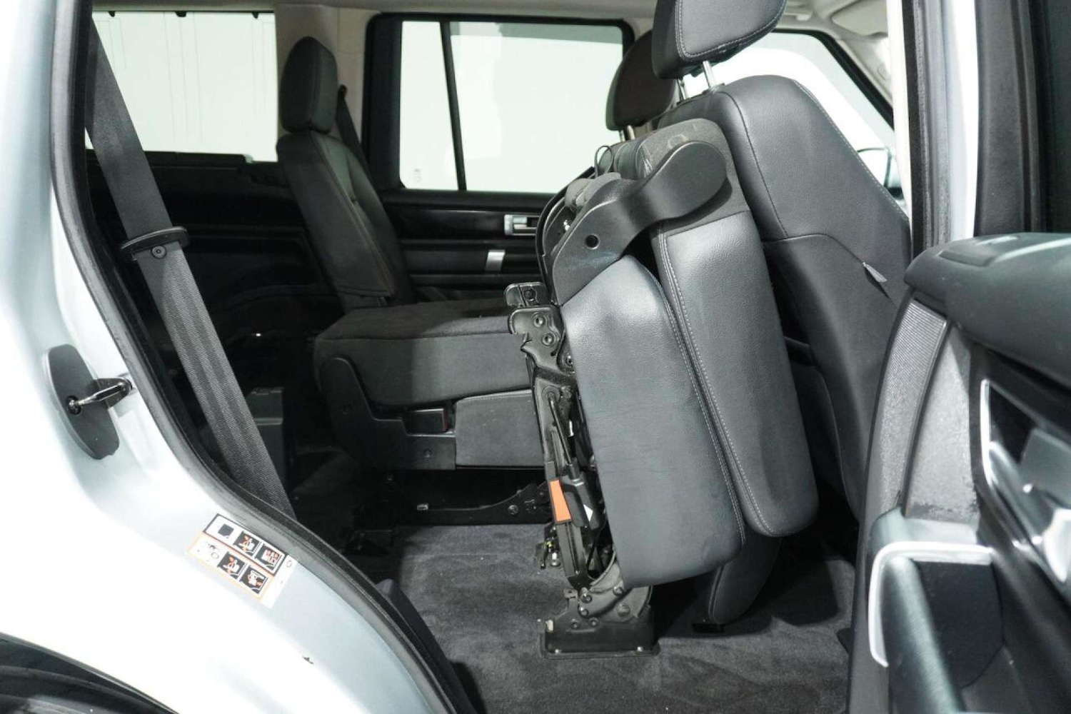 Used Land Rover Discovery 2015 for sale - 77061679: Photo 18