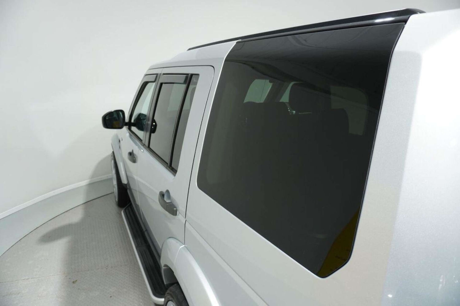 Used Land Rover Discovery 2015 for sale - 77061679: Photo 27