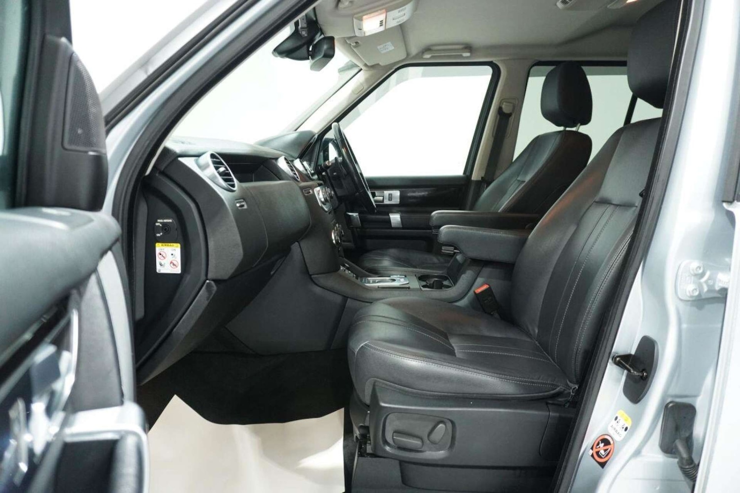 Used Land Rover Discovery 2015 for sale - 77061679: Photo 46