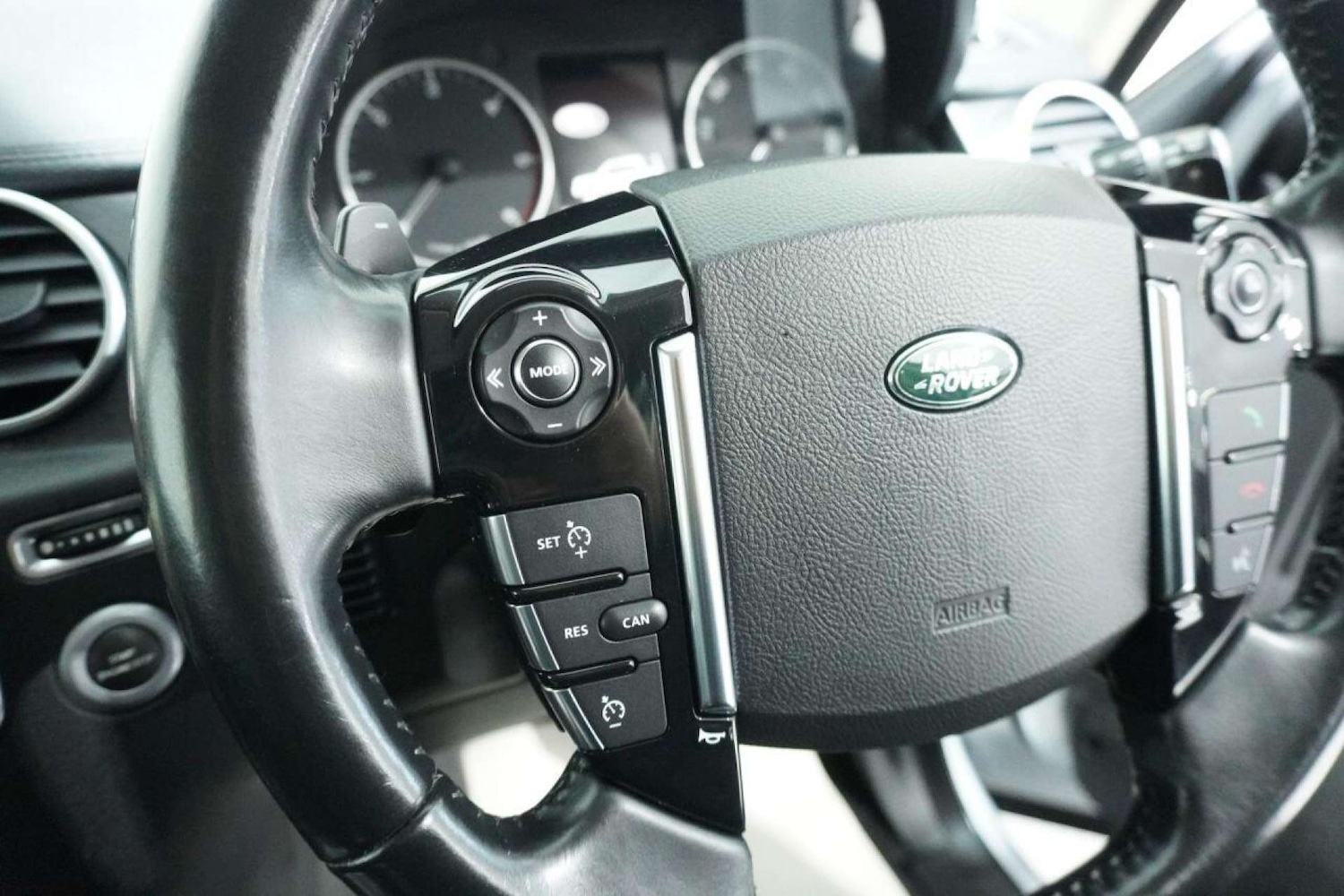 Used Land Rover Discovery 2015 for sale - 77061679: Photo 67