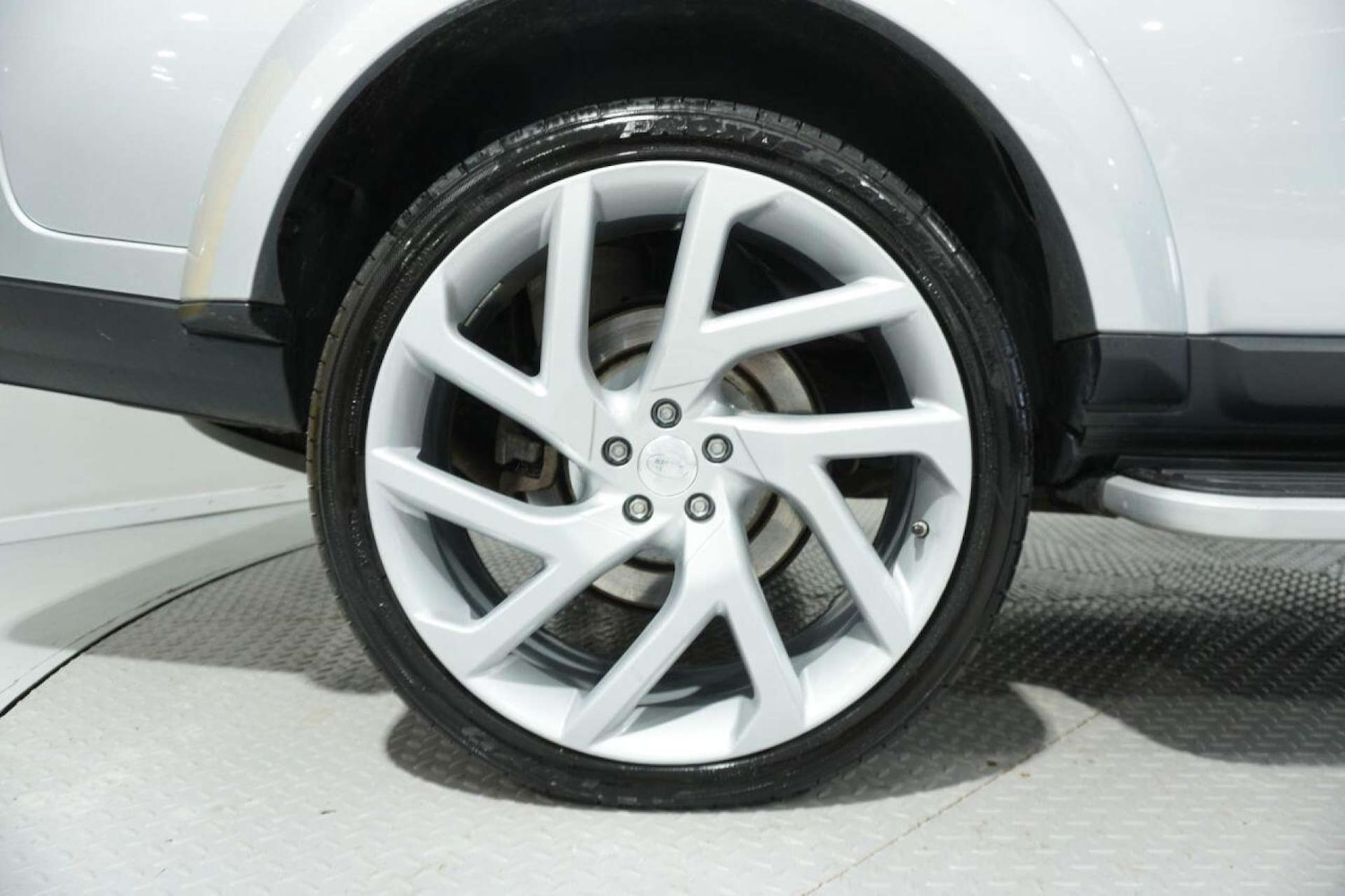 Used Land Rover Discovery 2015 for sale - 77061679: Photo 8