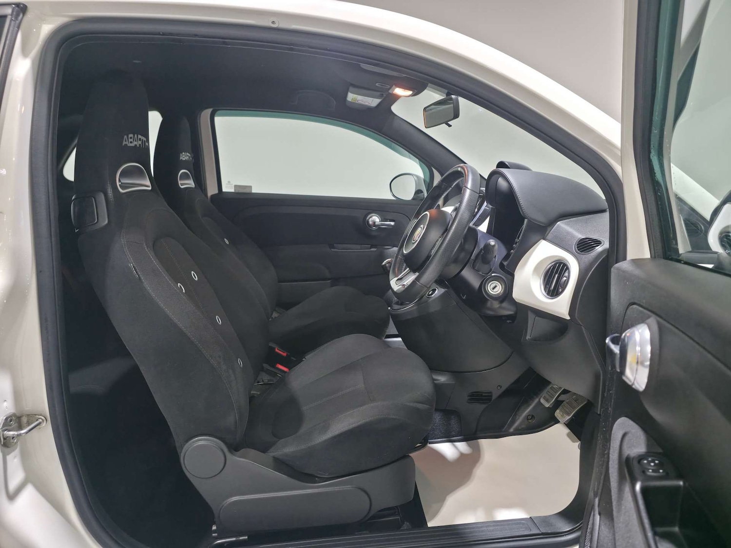 Used Abarth 595 2018 for sale - 77061646: Photo 26