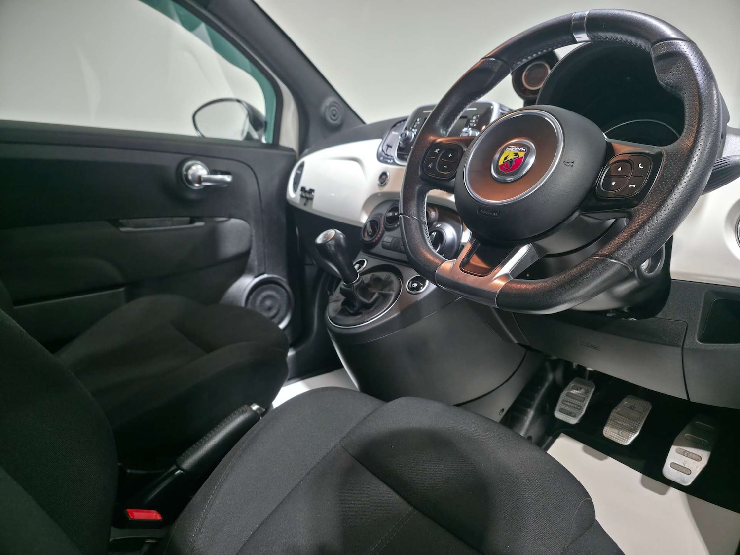 Used Abarth 595 2018 for sale - 77061646: Photo 27