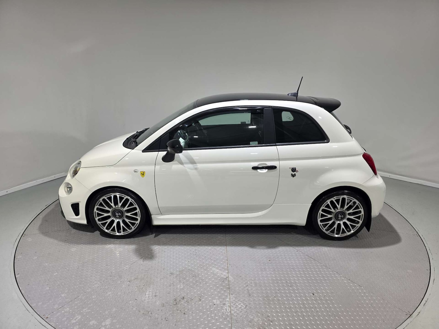 Used Abarth 595 2018 for sale - 77061646: Photo 30
