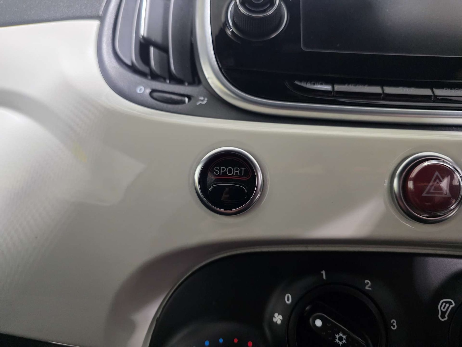 Used Abarth 595 2018 for sale - 77061646: Photo 53