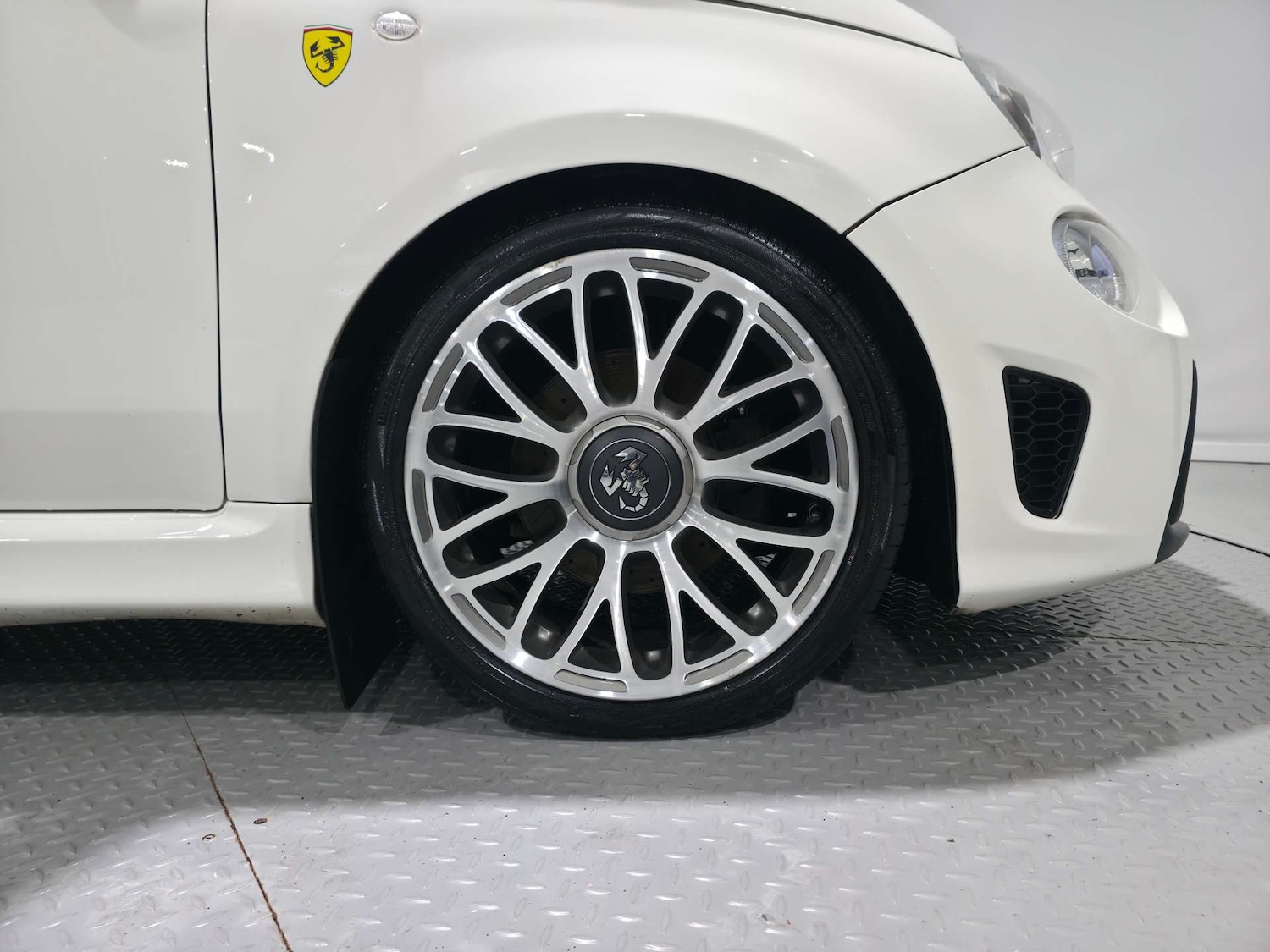 Used Abarth 595 2018 for sale - 77061646: Photo 8