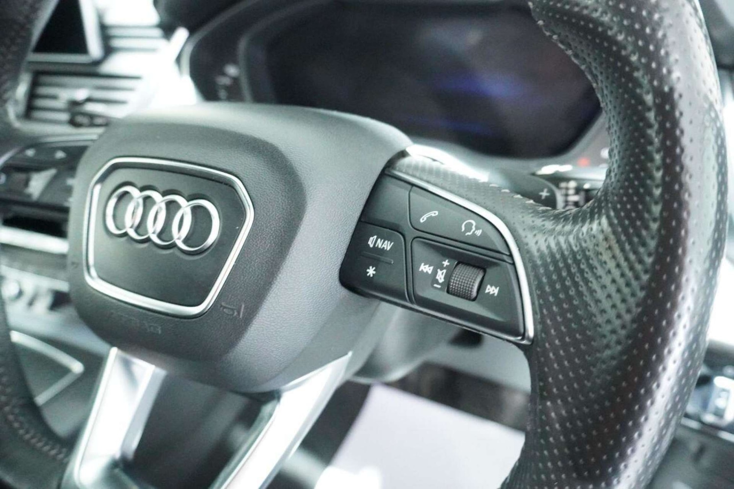 Used Audi Q5 2020 for sale - 77061669: Photo 58