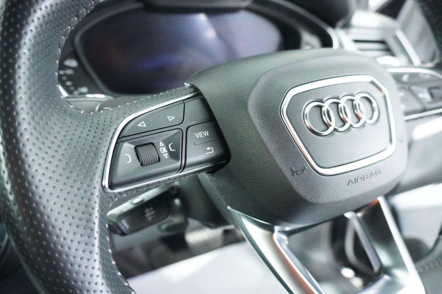 Used Audi Q5 2020 for sale - 77061669: Photo 59