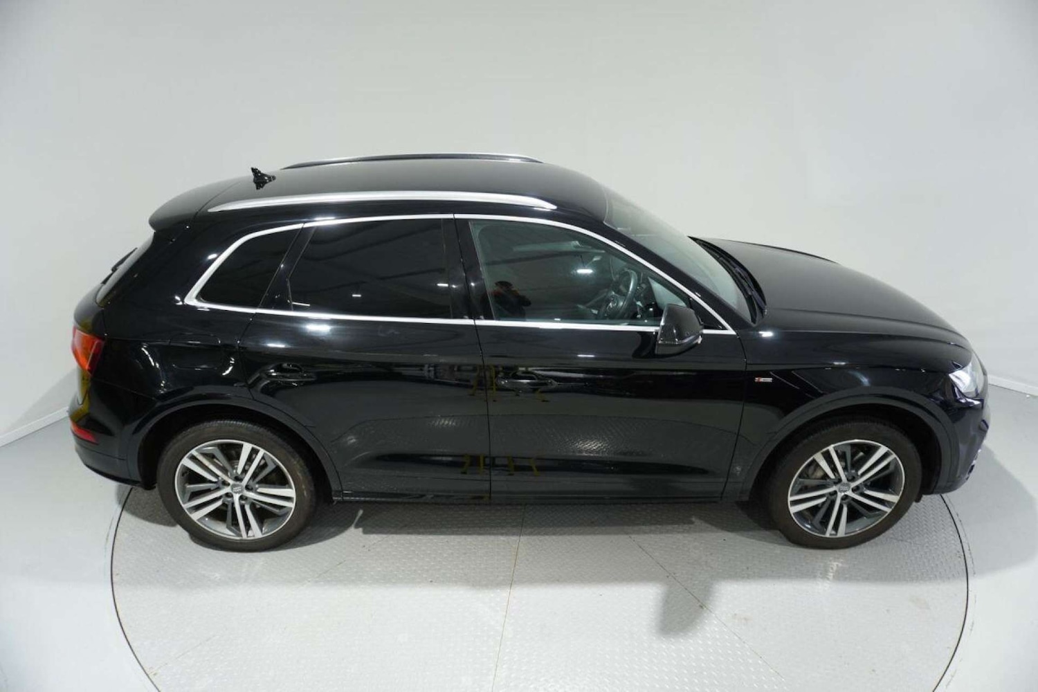 Used Audi Q5 2020 for sale - 77061669: Photo 6
