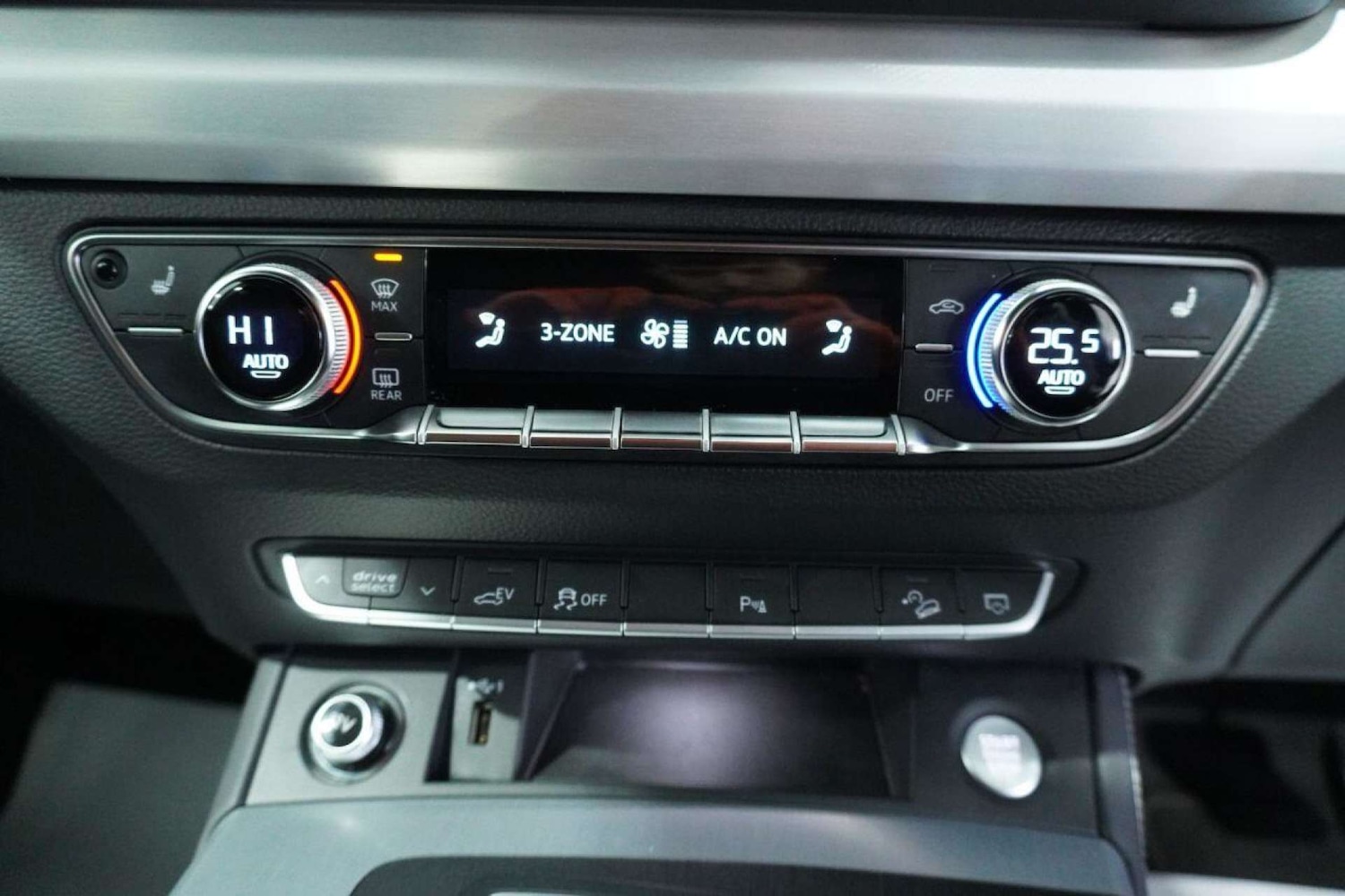 Used Audi Q5 2020 for sale - 77061669: Photo 65