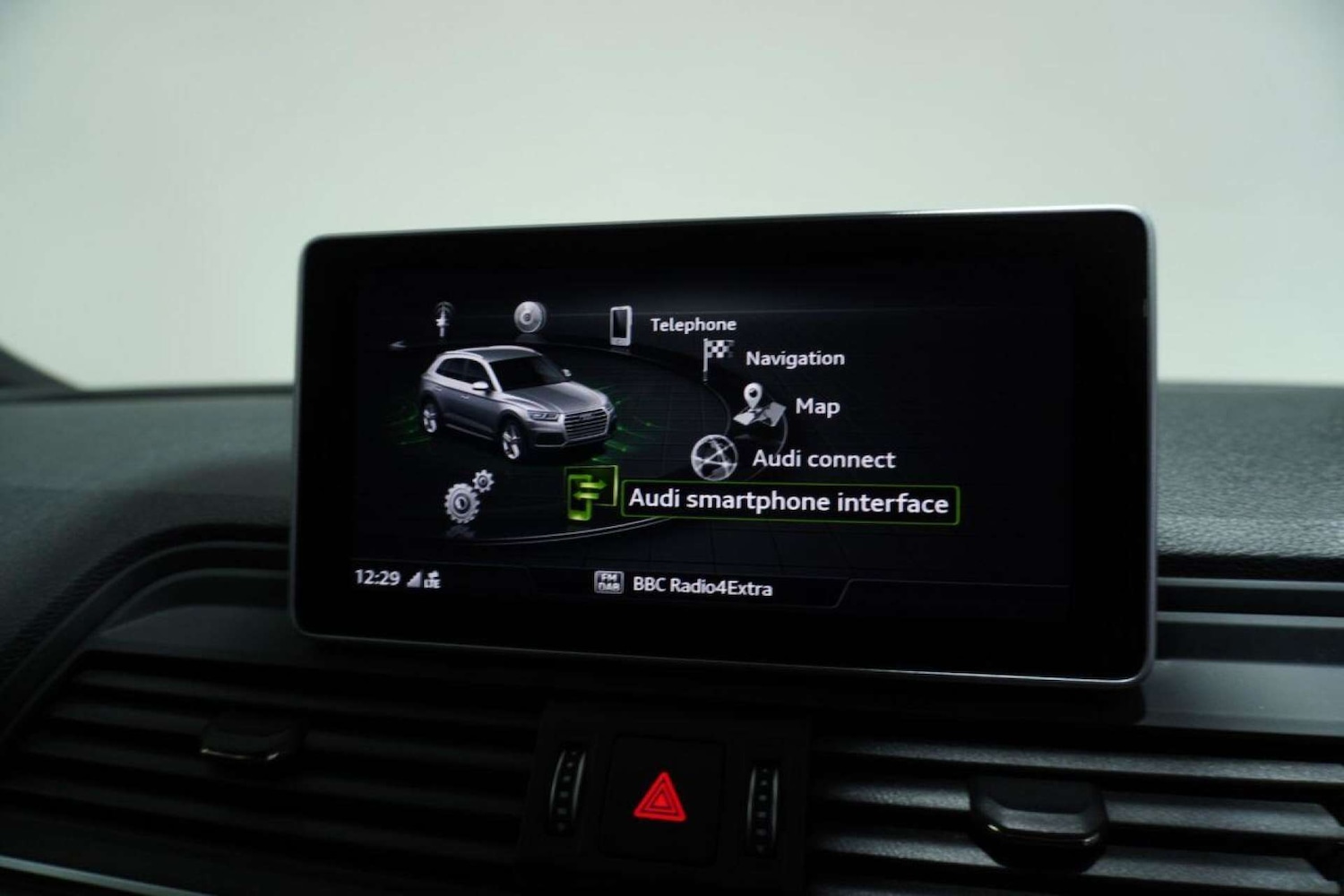 Used Audi Q5 2020 for sale - 77061669: Photo 70