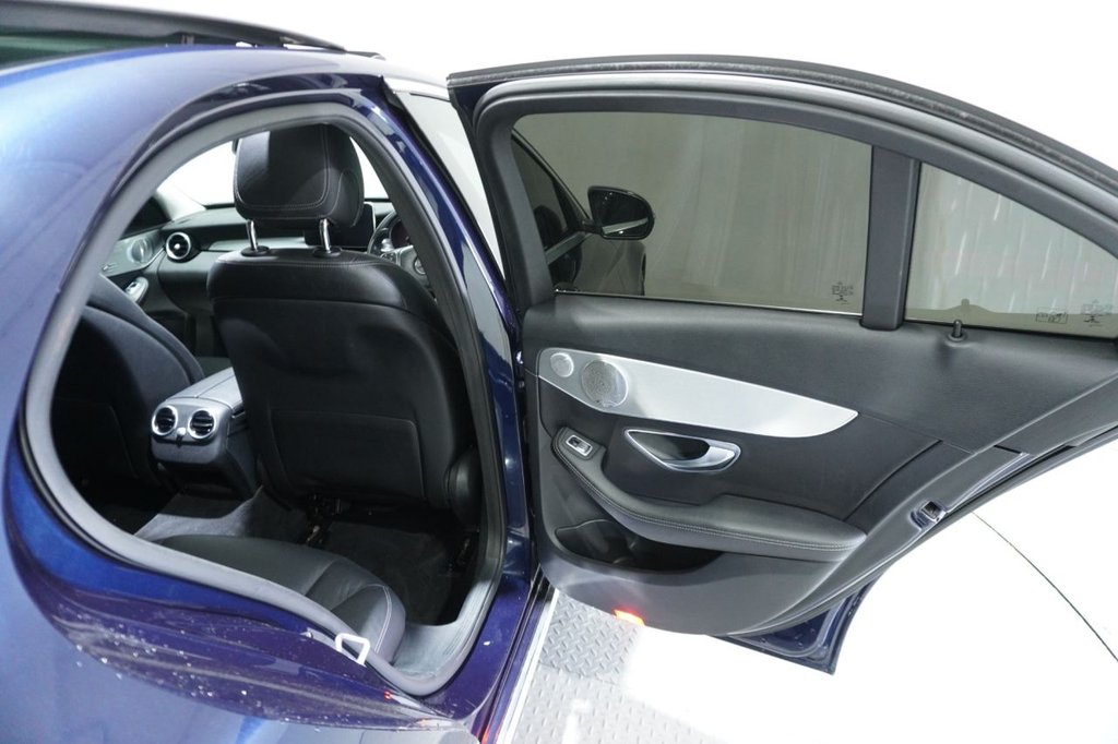 Used Mercedes-Benz C Class 2016 for sale - 76820405: Photo 31