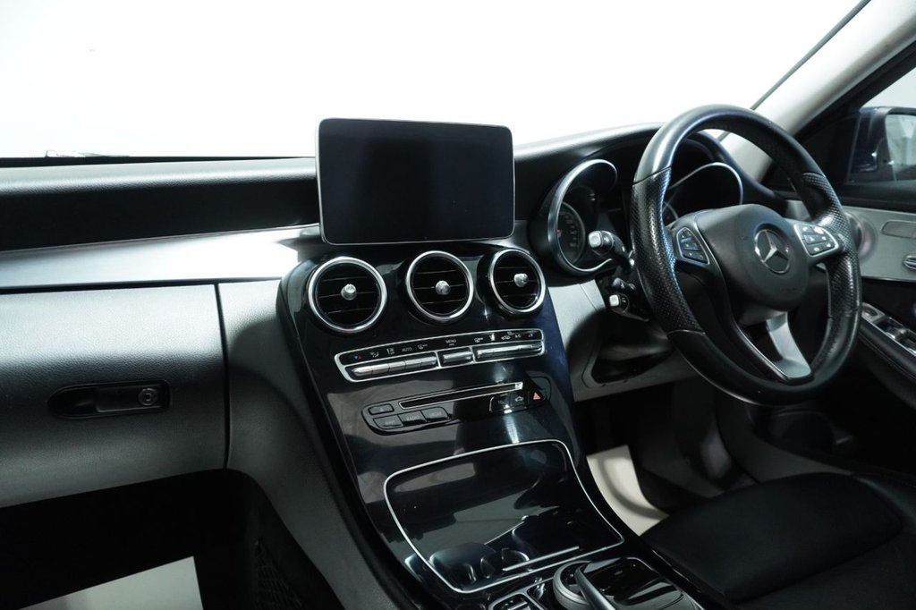 Used Mercedes-Benz C Class 2016 for sale - 76820405: Photo 37