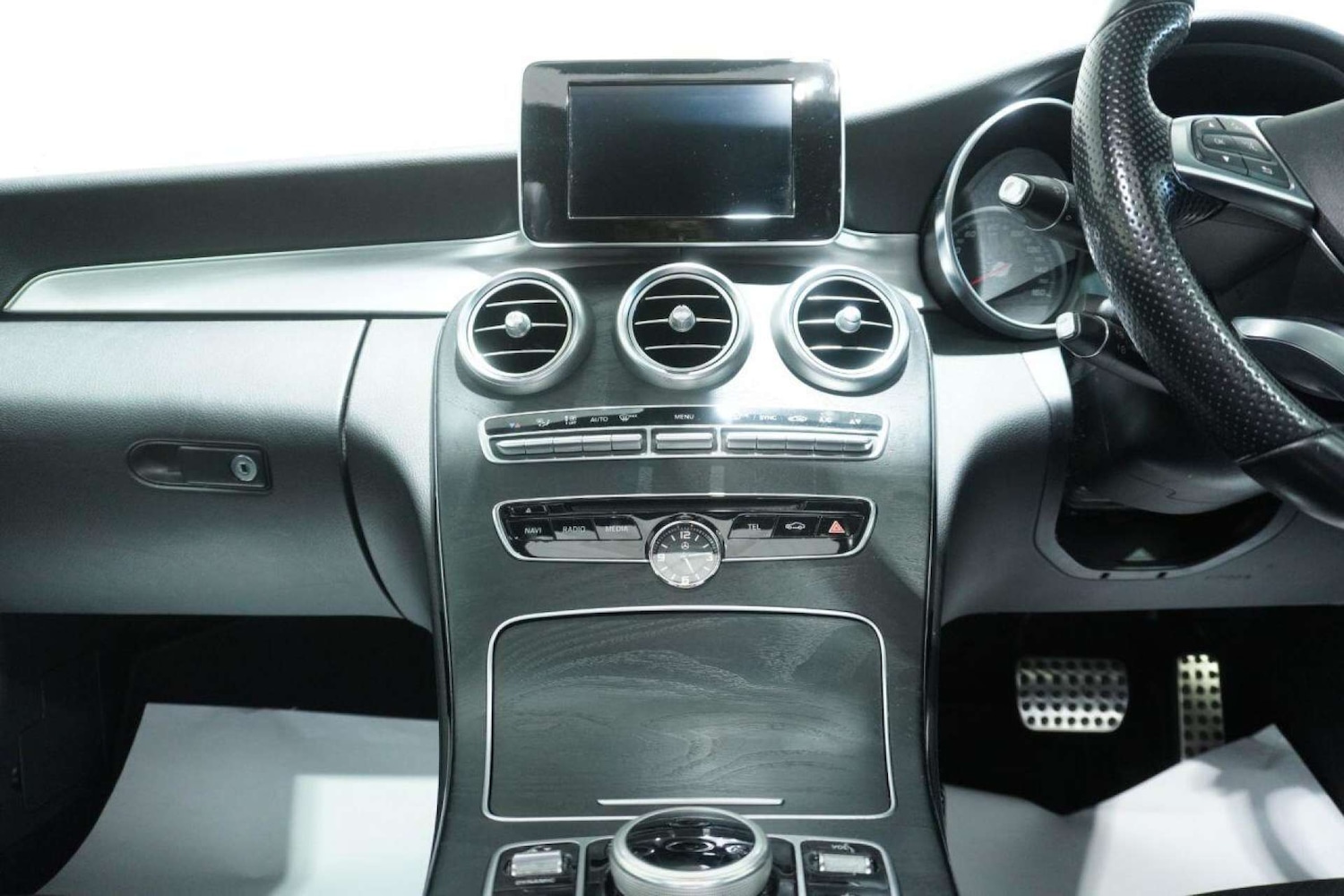 Used Mercedes-Benz C Class 2017 for sale - 77061691: Photo 33