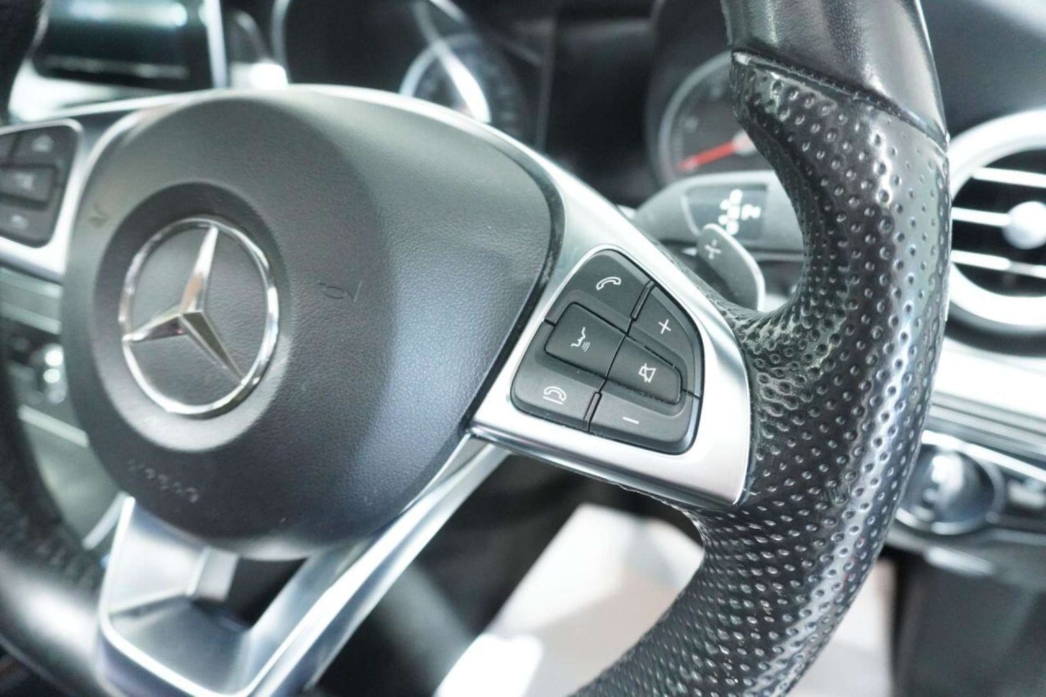 Used Mercedes-Benz C Class 2017 for sale - 77061691: Photo 60