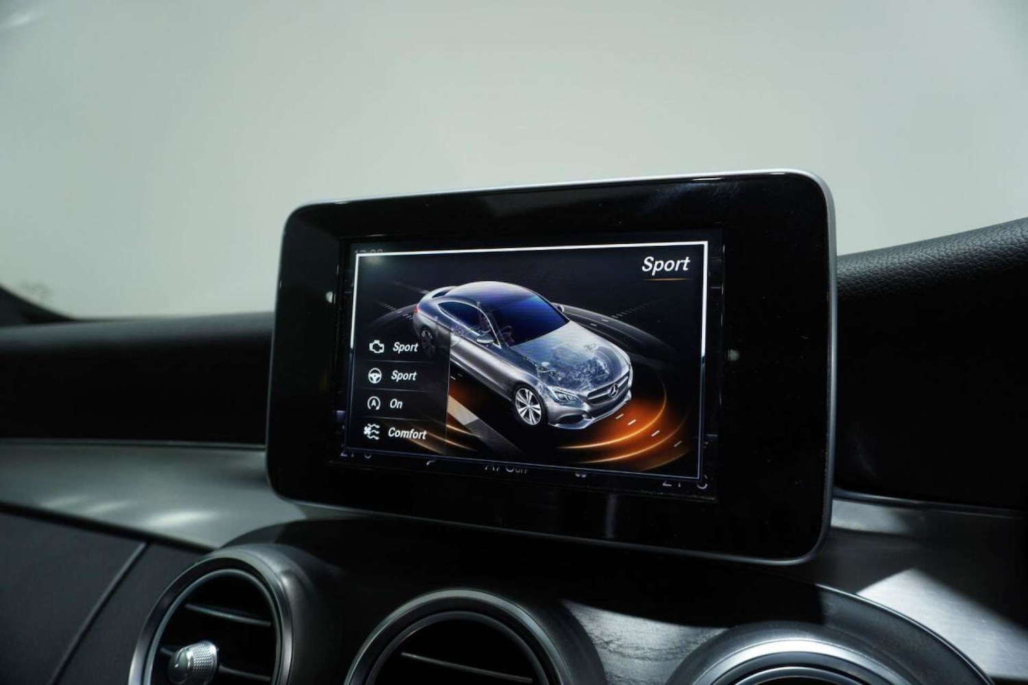 Used Mercedes-Benz C Class 2017 for sale - 77061691: Photo 78