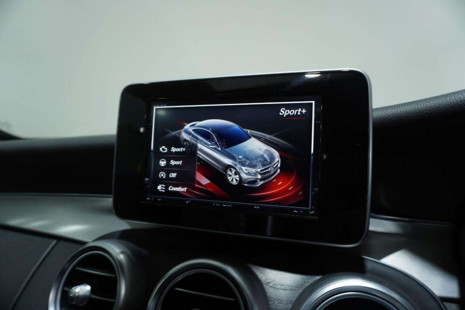 Used Mercedes-Benz C Class 2017 for sale - 77061691: Photo 79