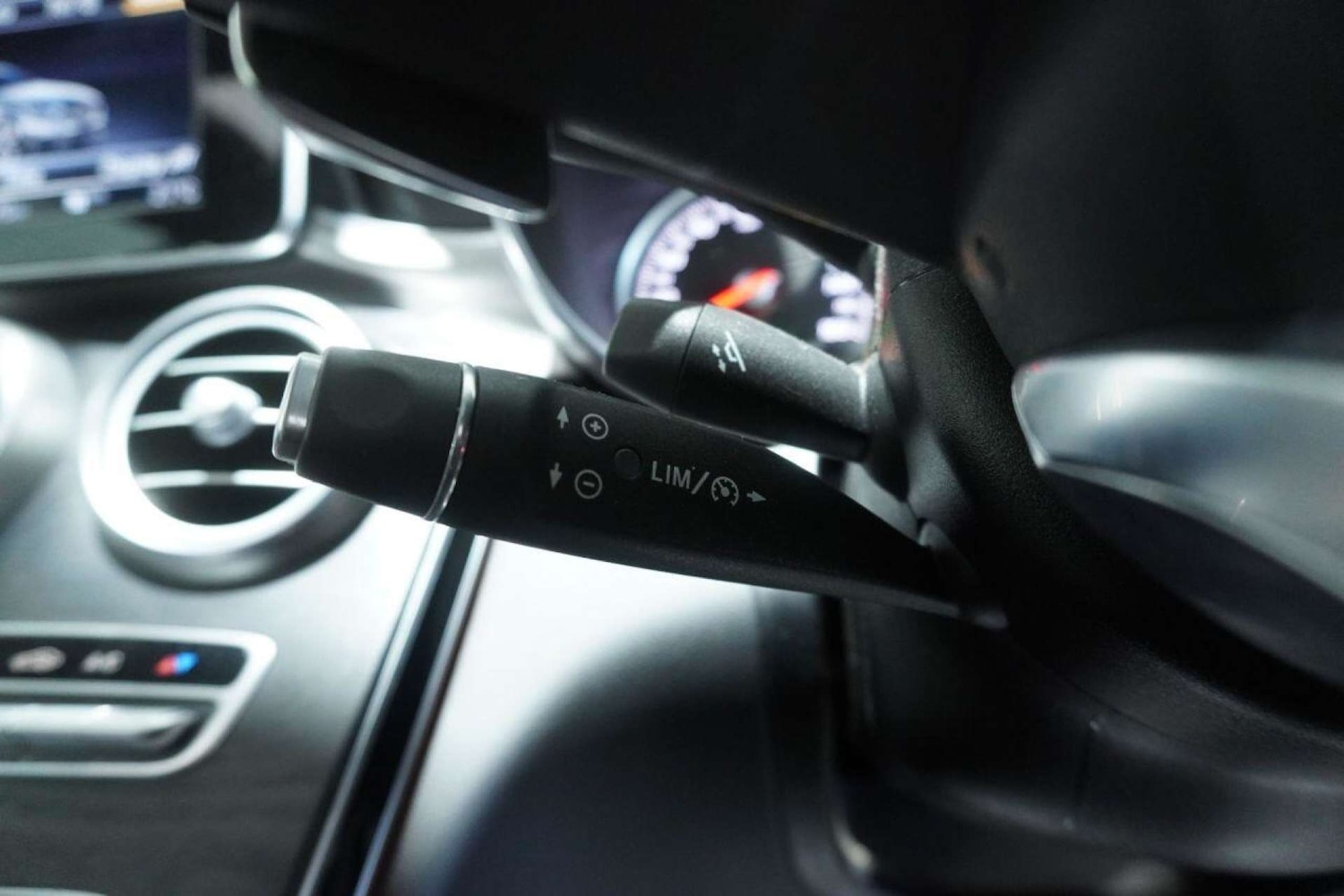 Used Mercedes-Benz C Class 2017 for sale - 77061691: Photo 81