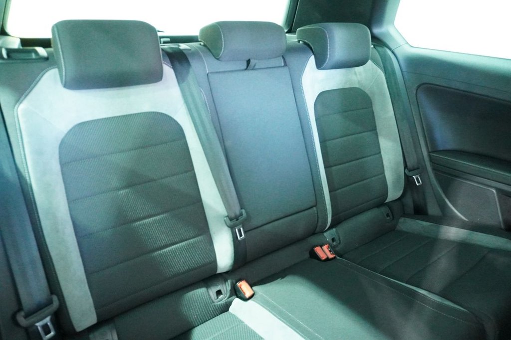 Used Volkswagen Golf 2015 for sale - 76820483: Photo 17