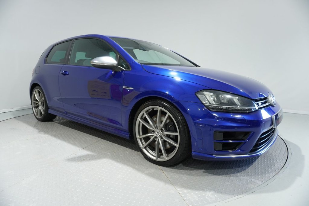 Used Volkswagen Golf 2015 for sale - 76820483: Photo 2