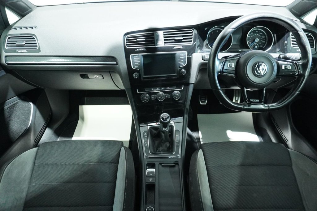 Used Volkswagen Golf 2015 for sale - 76820483: Photo 31