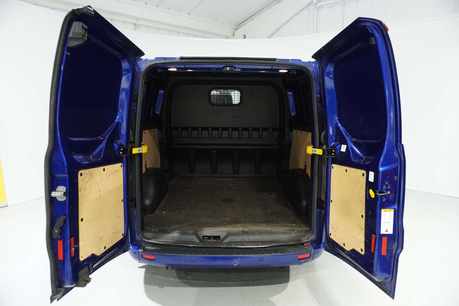 Used Ford Transit Custom 2017 for sale - 77113497: Photo 21