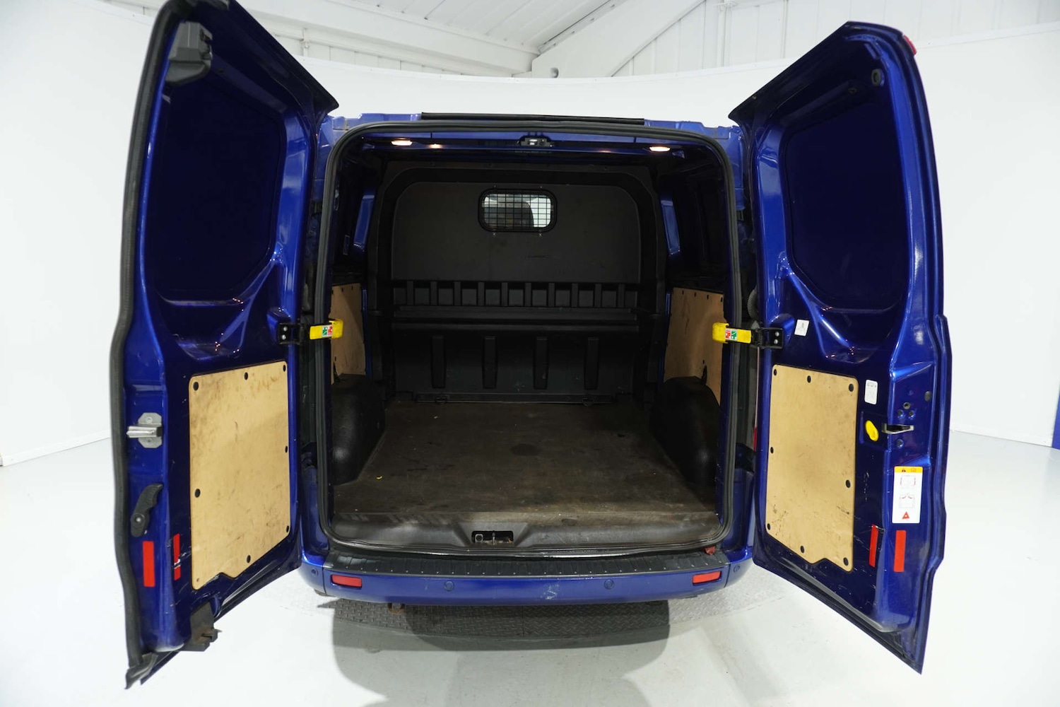 Used Ford Transit Custom 2017 for sale - 77113497: Photo 23