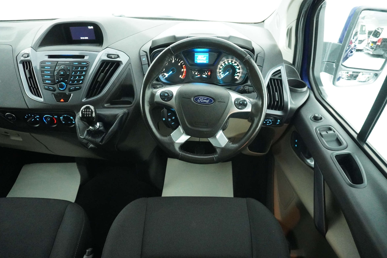 Used Ford Transit Custom 2017 for sale - 77113497: Photo 30