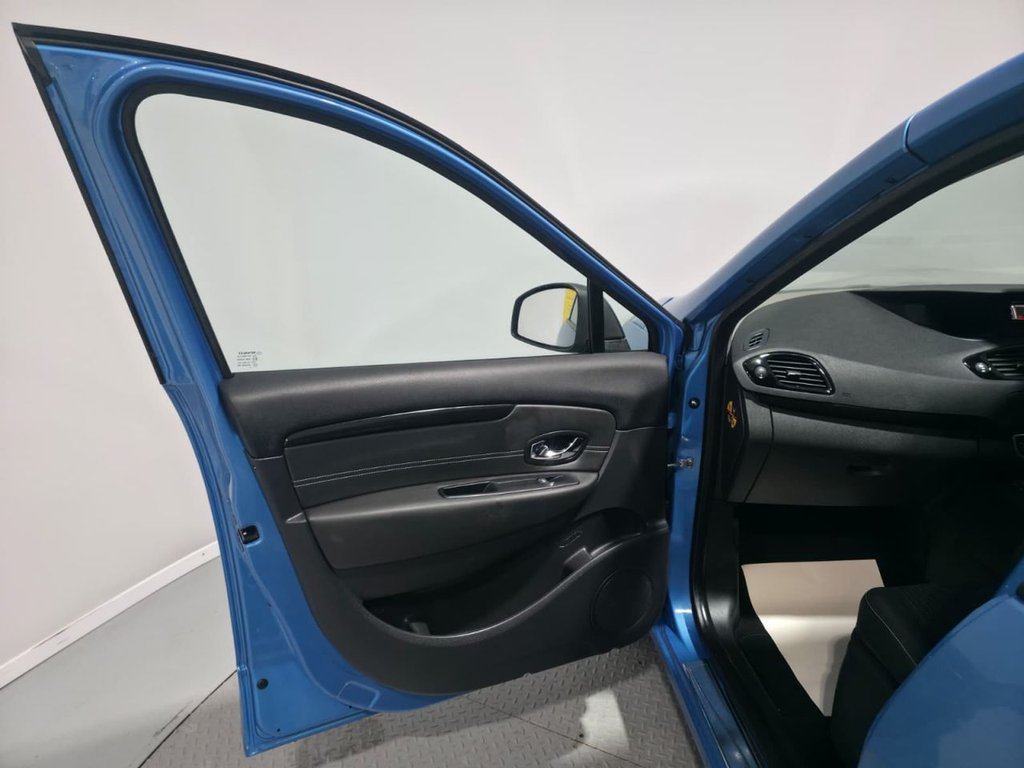 Used Renault Scenic 2014 for sale - 76868017: Photo 30