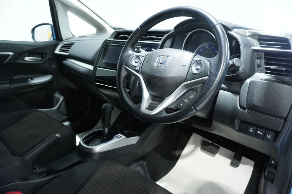 Used Honda Jazz 2018 for sale - 76820306: Photo 12