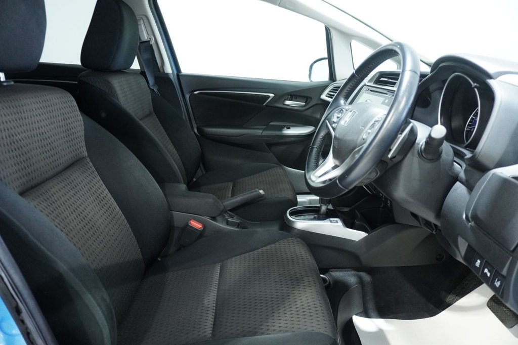 Used Honda Jazz 2018 for sale - 76820306: Photo 13