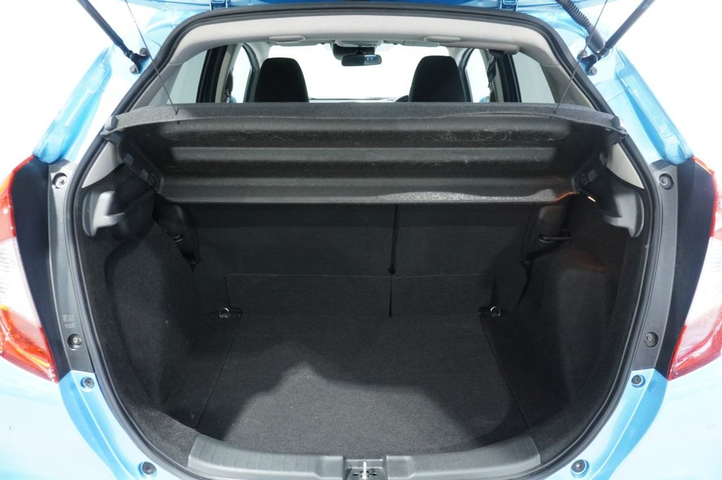 Used Honda Jazz 2018 for sale - 76820306: Photo 24