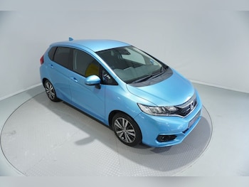Used Honda Jazz 2018 for sale - 76820306: Photo