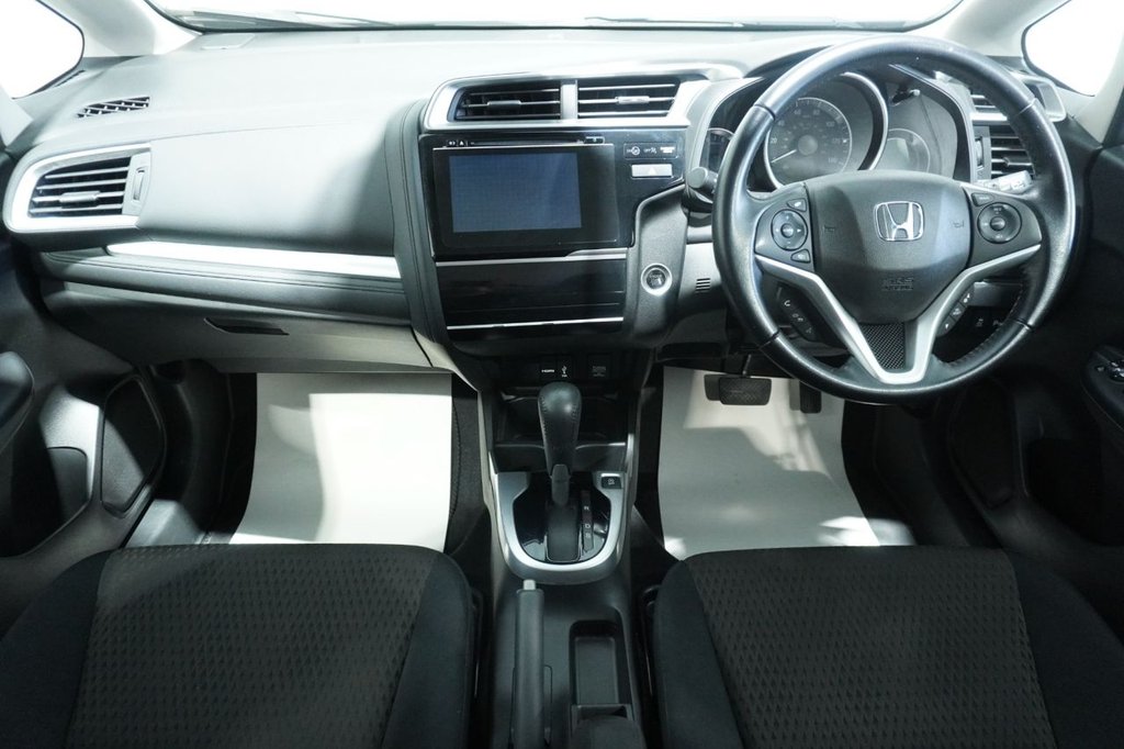 Used Honda Jazz 2018 for sale - 76820306: Photo 32