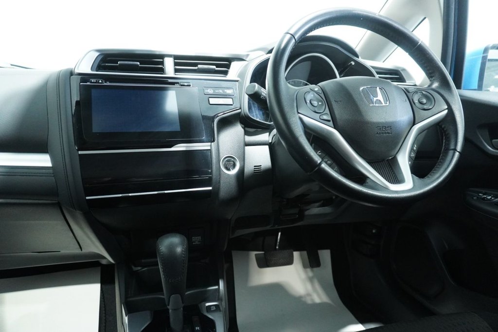 Used Honda Jazz 2018 for sale - 76820306: Photo 33