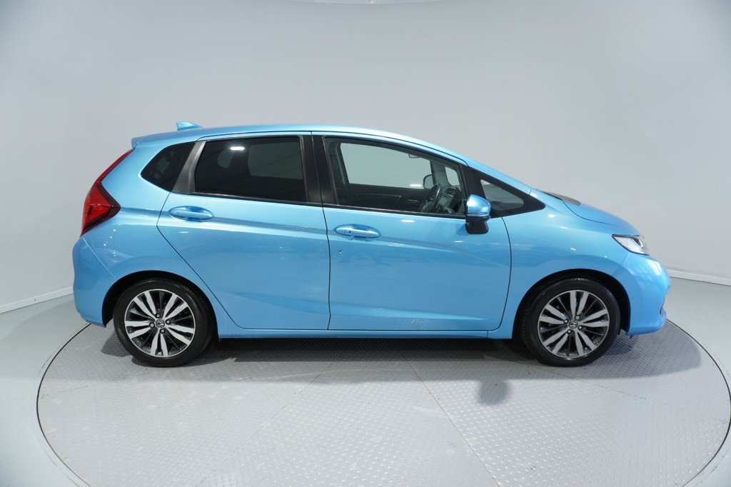 Used Honda Jazz 2018 for sale - 76820306: Photo 6