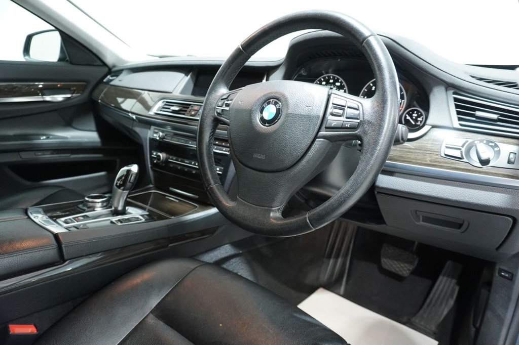 Used BMW 7 Series 2014 for sale - 76820505: Photo 9