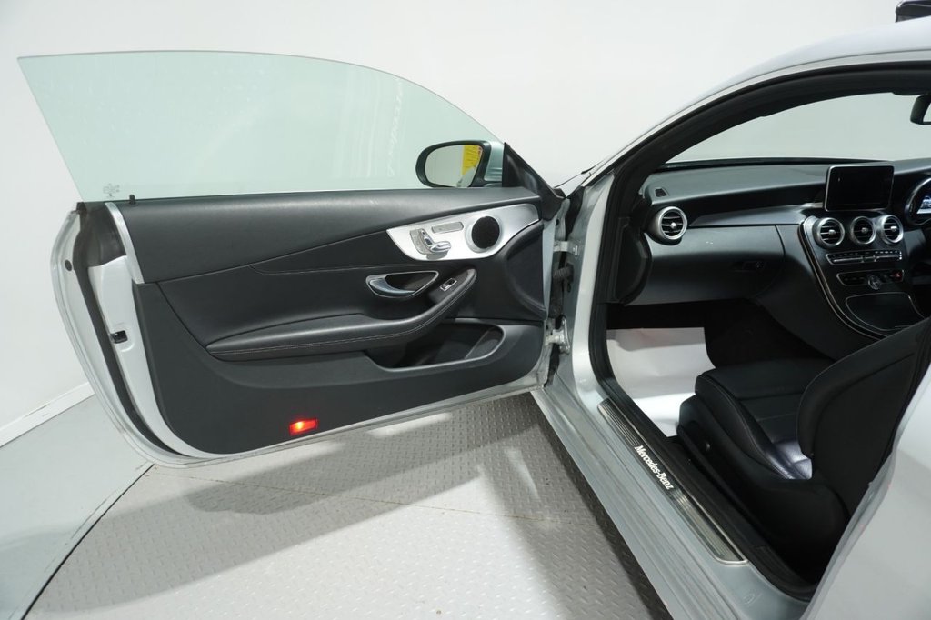 Used Mercedes-Benz C Class 2017 for sale - 76820518: Photo 28