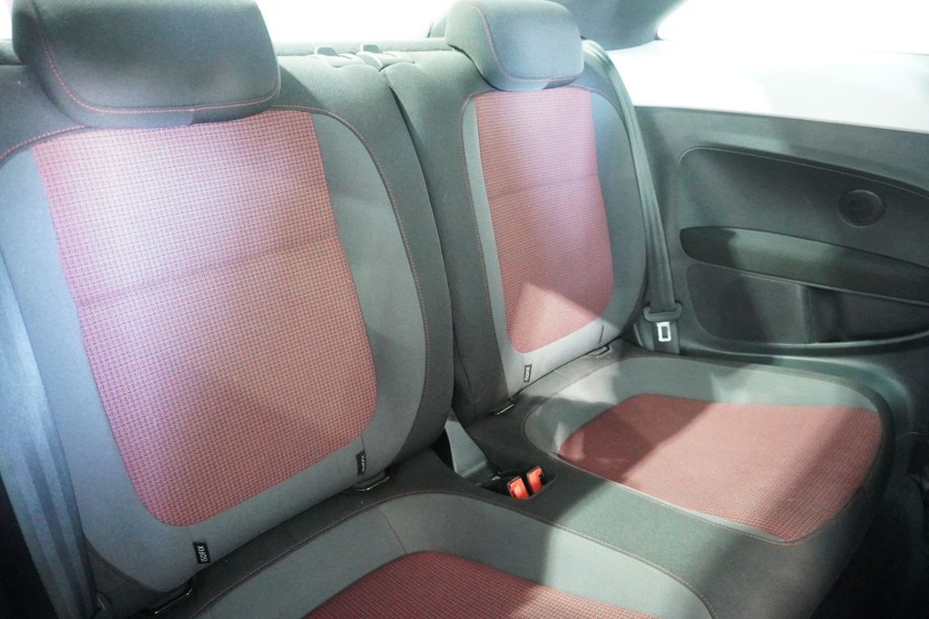 Used Volkswagen Beetle 2016 for sale - 76820198: Photo 13