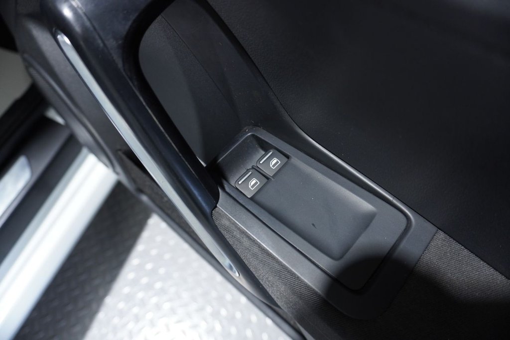 Used Volkswagen Beetle 2016 for sale - 76820198: Photo 34