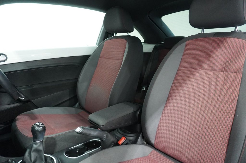 Used Volkswagen Beetle 2016 for sale - 76820198: Photo 43