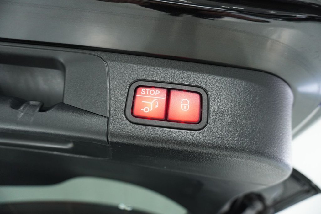 Used Mercedes-Benz GLB 2021 for sale - 76820500: Photo 30