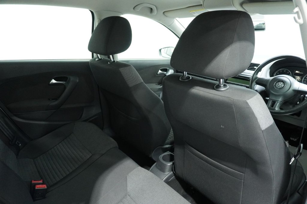 Used Volkswagen Polo 2010 for sale - 76820352: Photo 13
