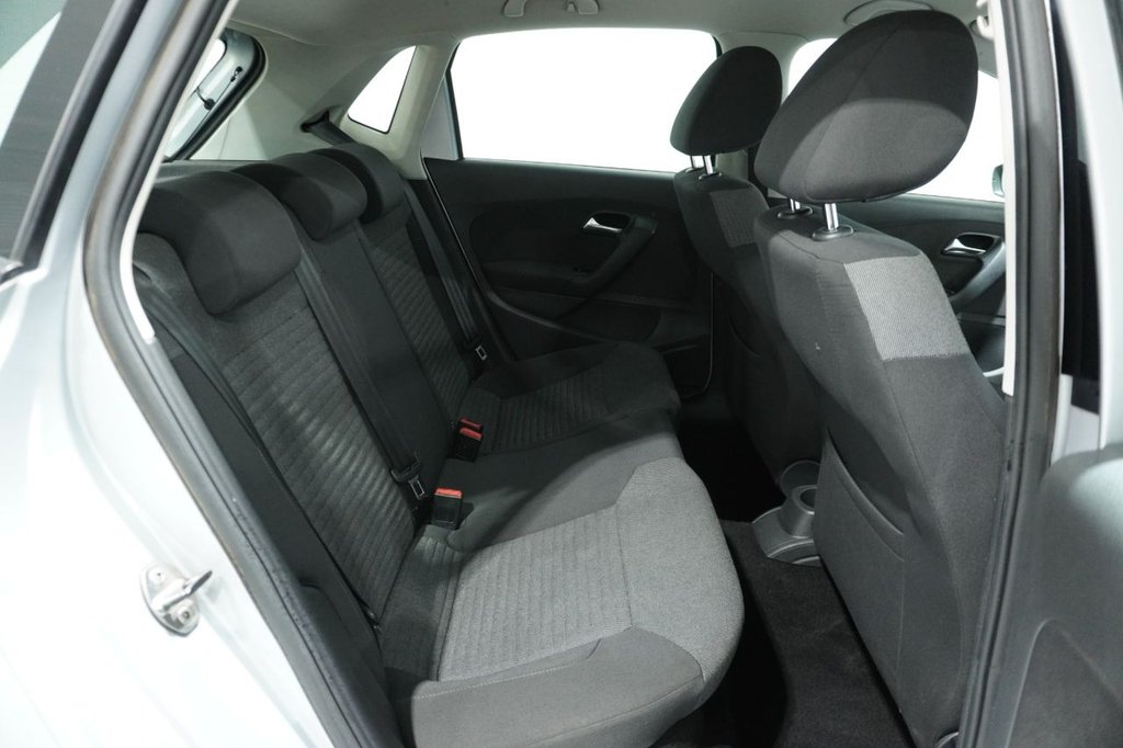 Used Volkswagen Polo 2010 for sale - 76820352: Photo 15