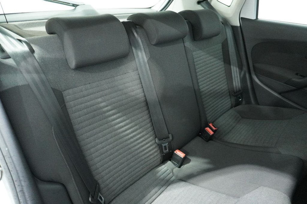 Used Volkswagen Polo 2010 for sale - 76820352: Photo 16