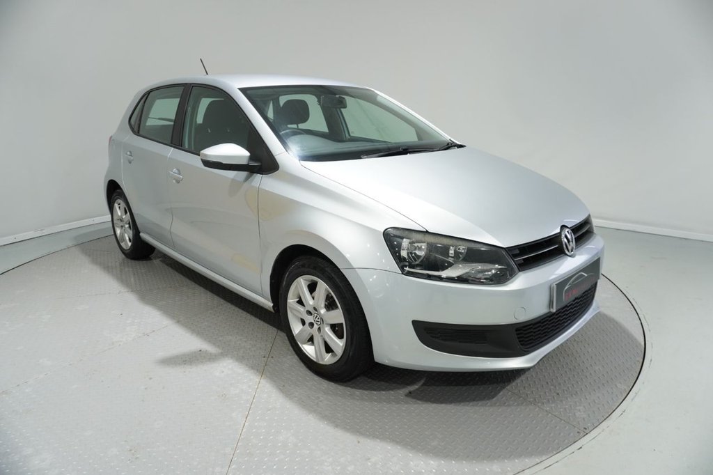 Used Volkswagen Polo 2010 for sale - 76820352: Photo 2