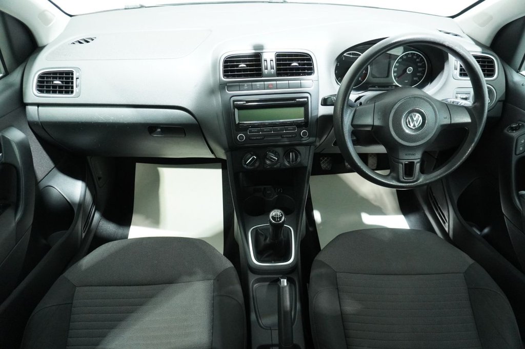 Used Volkswagen Polo 2010 for sale - 76820352: Photo 27