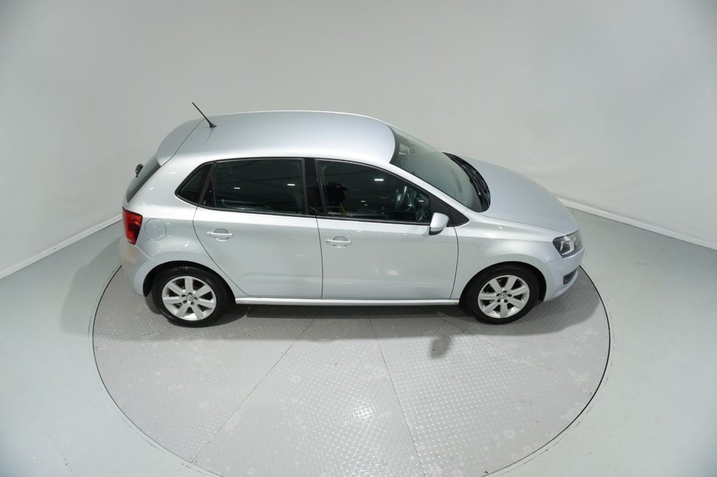 Used Volkswagen Polo 2010 for sale - 76820352: Photo 5